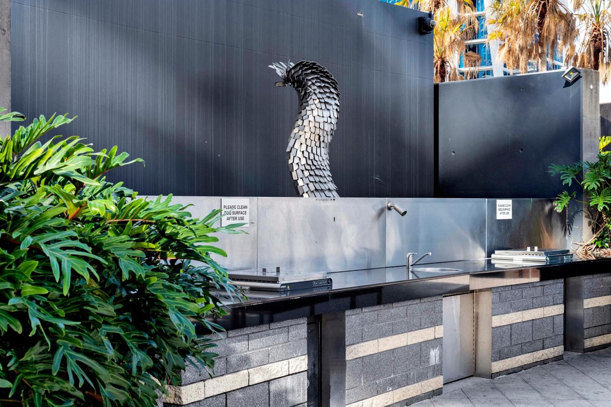 Circle On Cavill - Self Contained & Privately Managed Apartments - Wow Stay Gold Coast Exterior photo